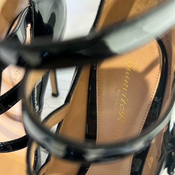 Gianvito Rossi - Milano Black Patent Leather Heels - Picture 6 of 6